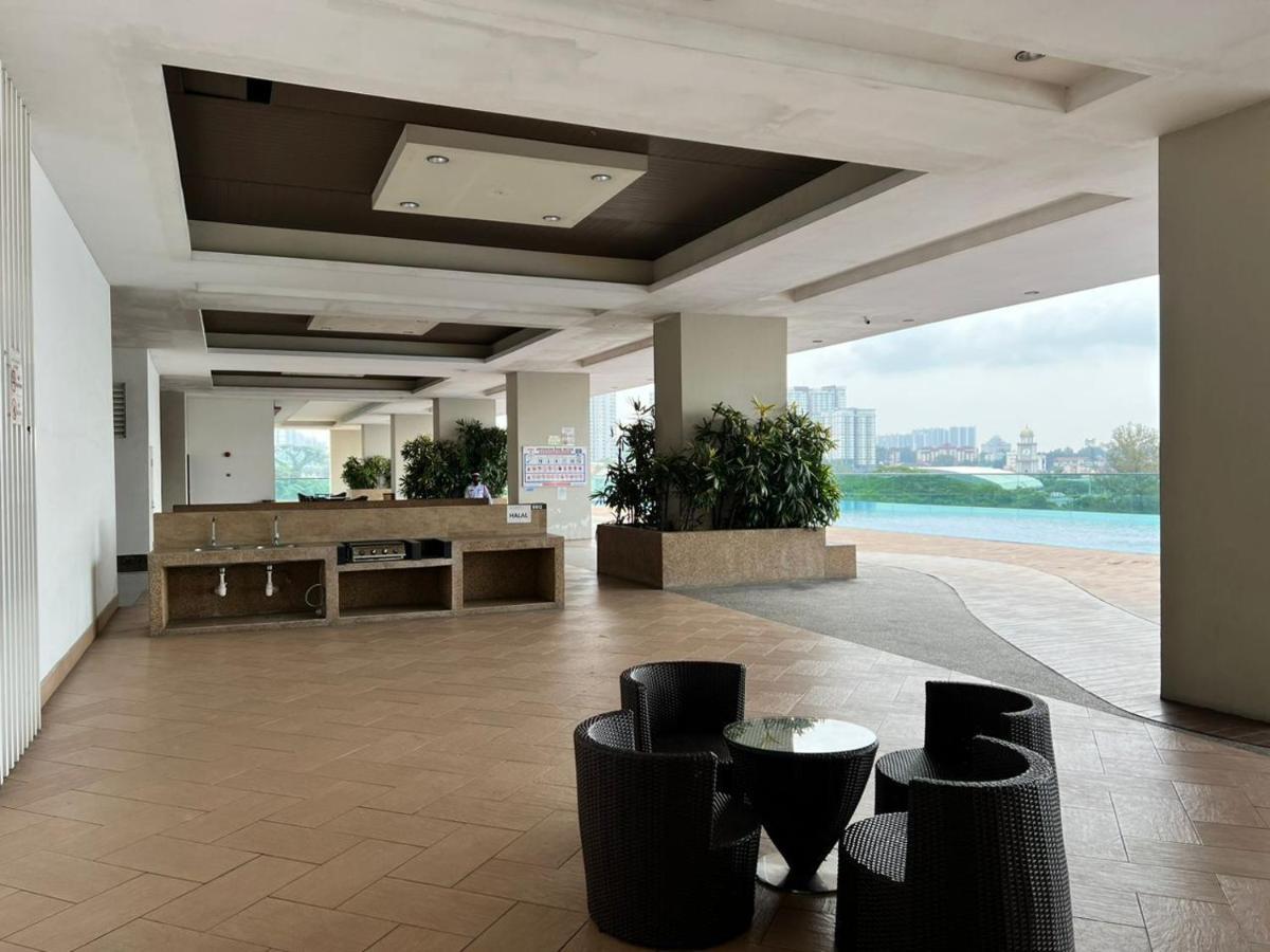 Apartment Paragon 8-12pax-big Balcony With Bbq *
